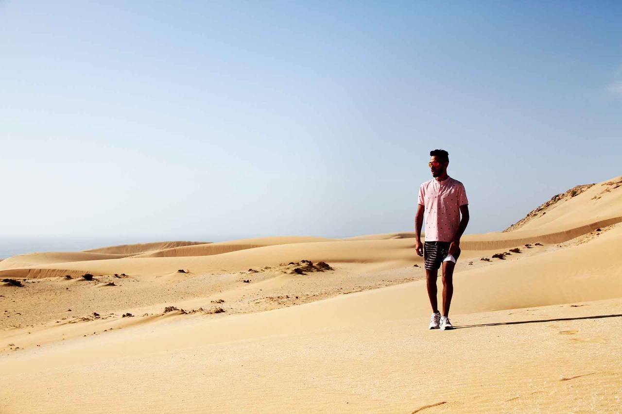 Sandboarding gallery image 2