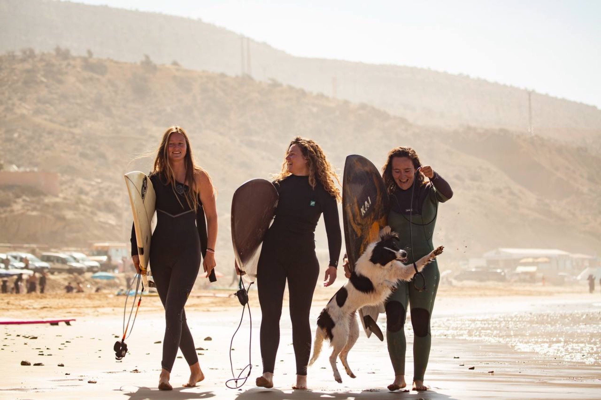 Devils Rock surf conditions around Tamraght, Morocco